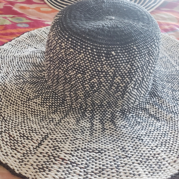 Beach Sun Hats - Picture 2 of 10